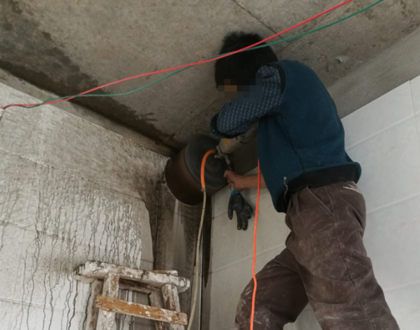 昆山敲墙打孔电话